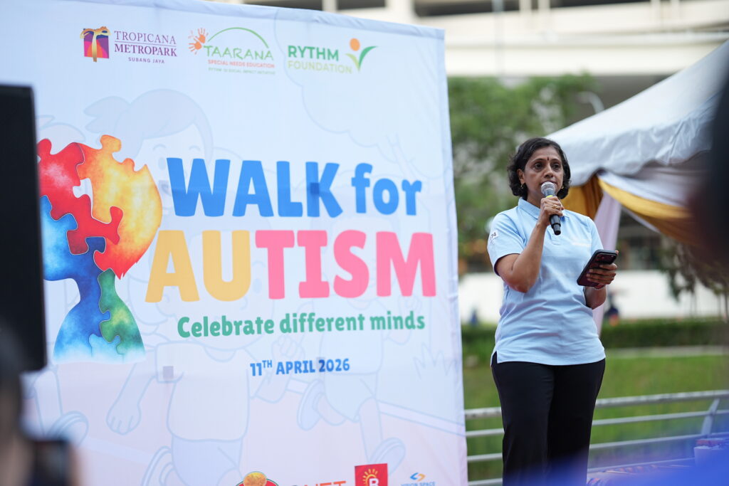 datin sri umayal eswaran giving speech